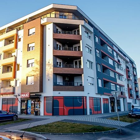 Tik Tak Apartman Szabadka Kültér fotó
